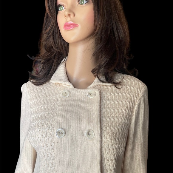 St. John Sport ivory sweater size S - Picture 5 of 16
